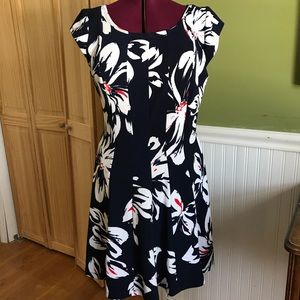 Robbie Bee dress